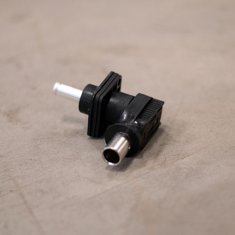 Skottgenomföring Batterikabel (2x 5,7mm Snabbkoppling)