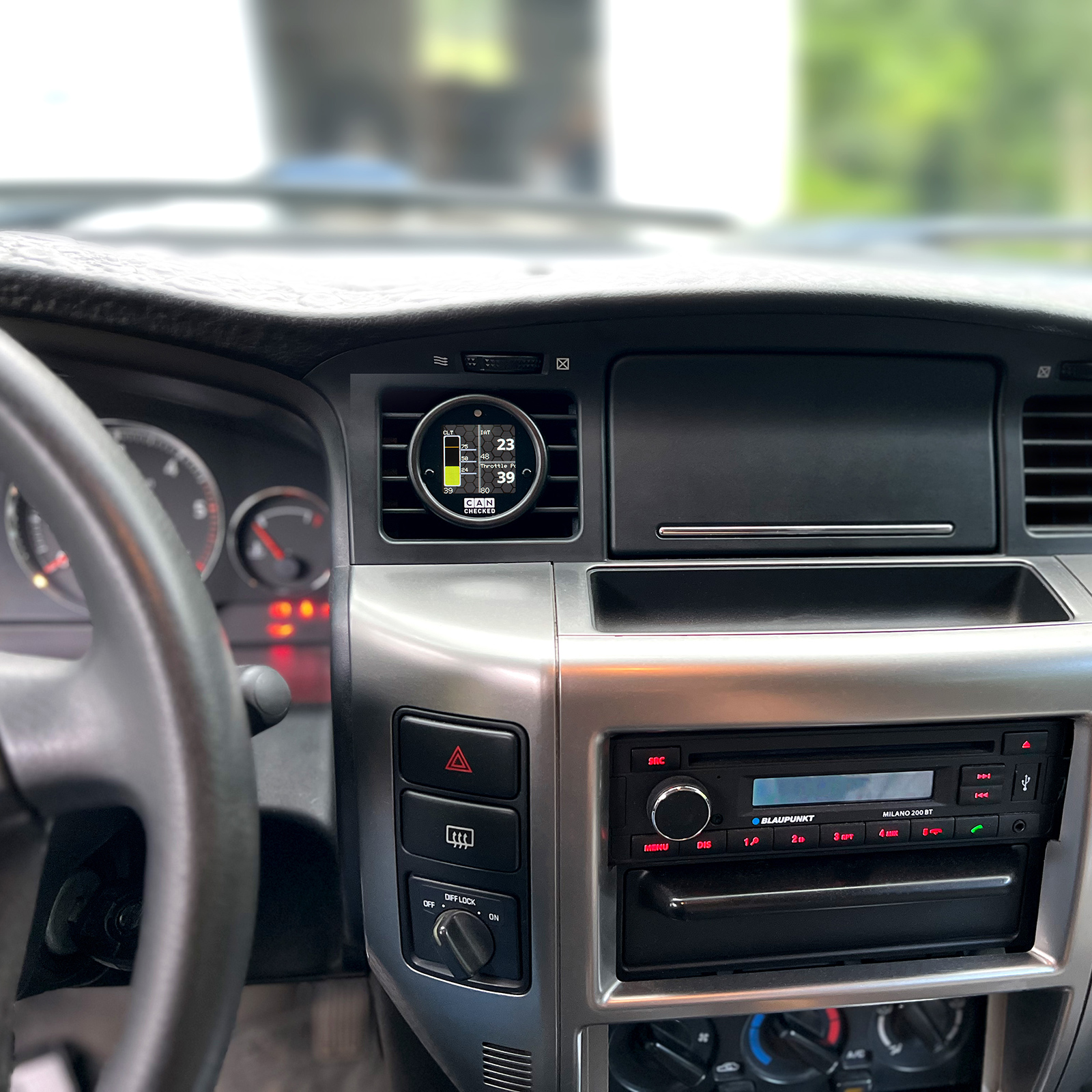 MFD15 Gen2 till Nissan Patrol GYG1 LHD