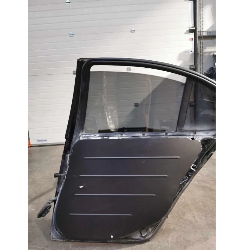 BMW E46 sedan bak dörrpaneler aluminium