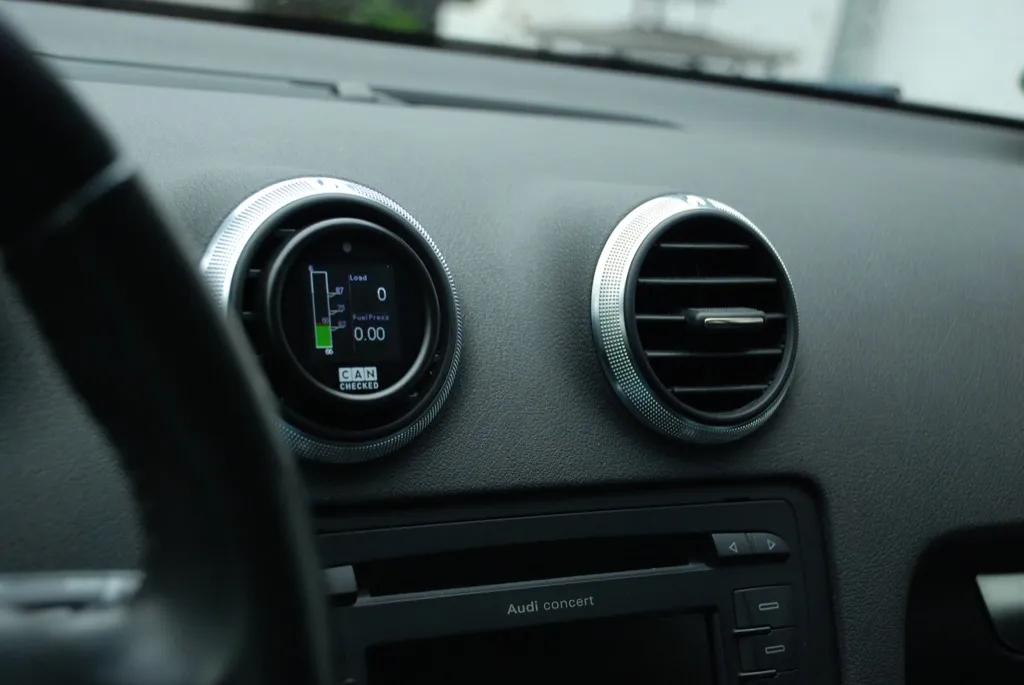 MFD15 - 52mm Bezel till Audi A3 8P LHD/RHD