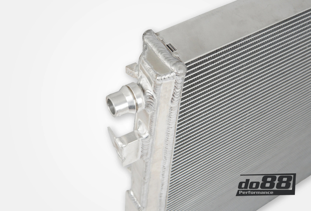 Vattenkylare/Intercooler BMW G-serie & Toyota GR Supra A90
