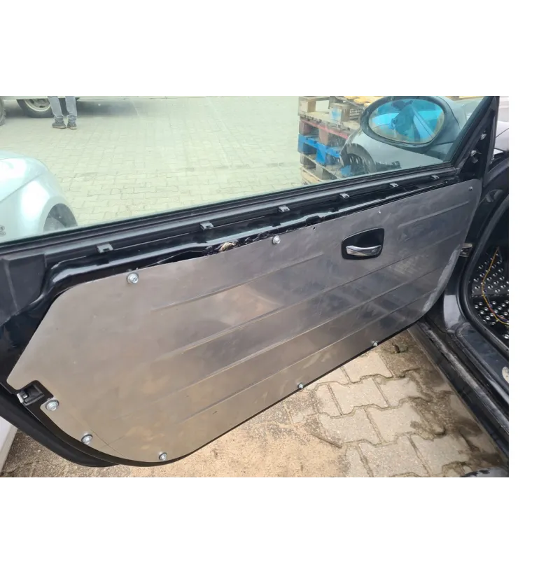 BMW E82 COUPE Dörrpaneler Aluminium